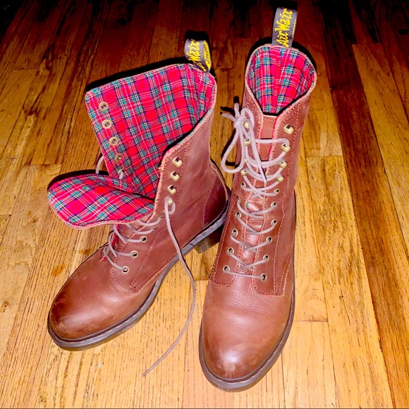 Dr. Martens Shoes - Flannel lined Docs 🖤❤️ new